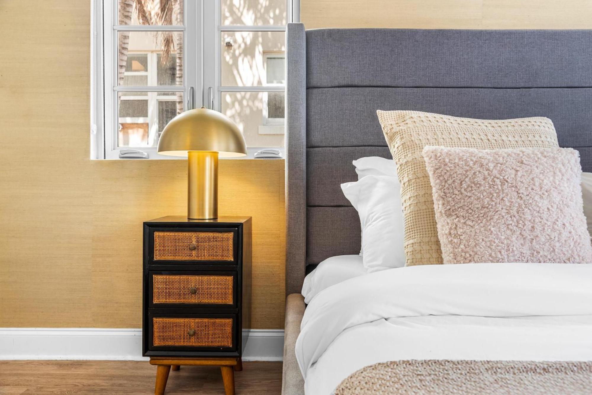 Luxuri Suites Μαϊάμι Μπιτς Εξωτερικό φωτογραφία