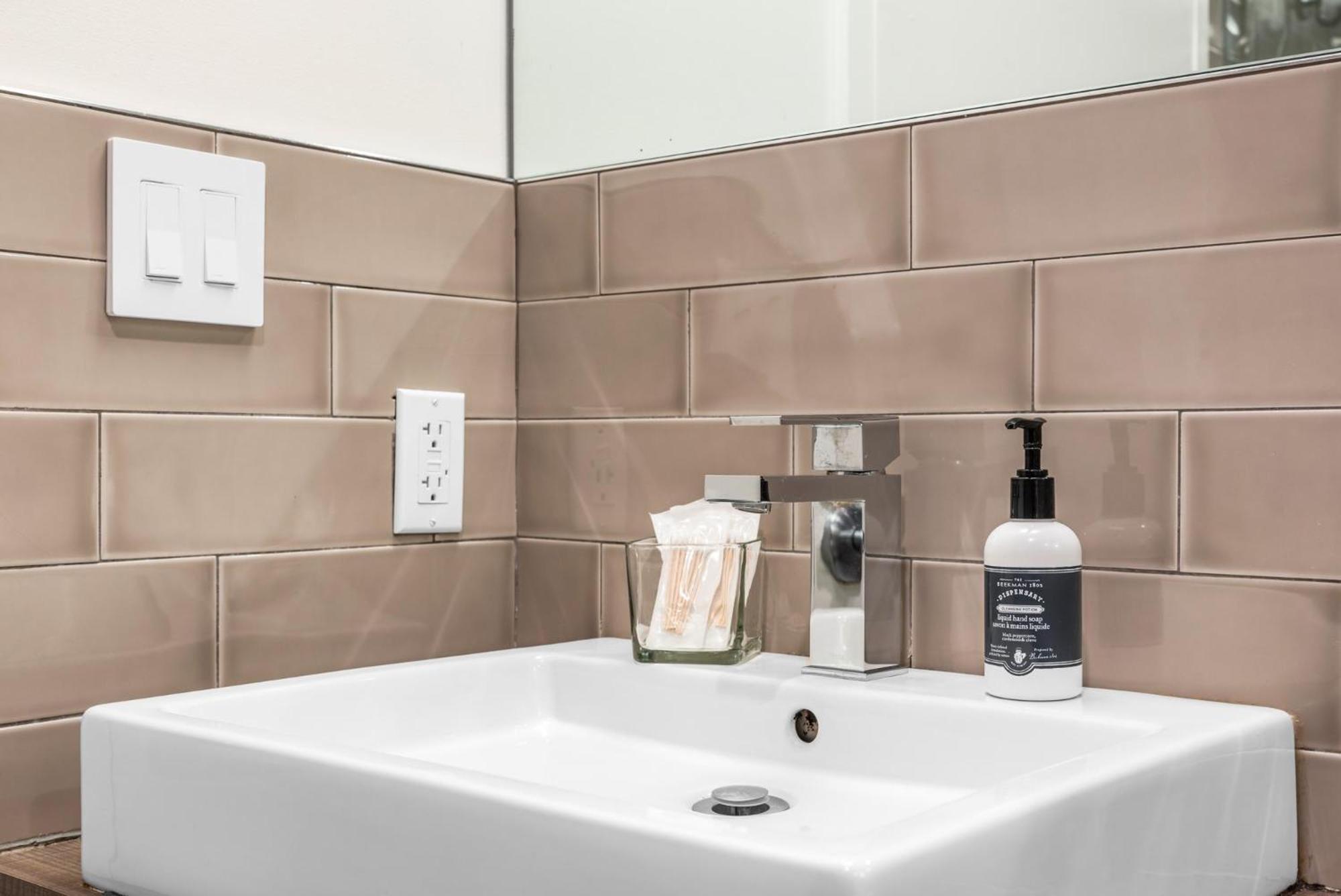 Luxuri Suites Μαϊάμι Μπιτς Εξωτερικό φωτογραφία